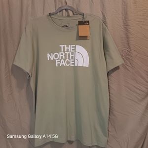The North Face T-Shirt Women's (SixeXXL)